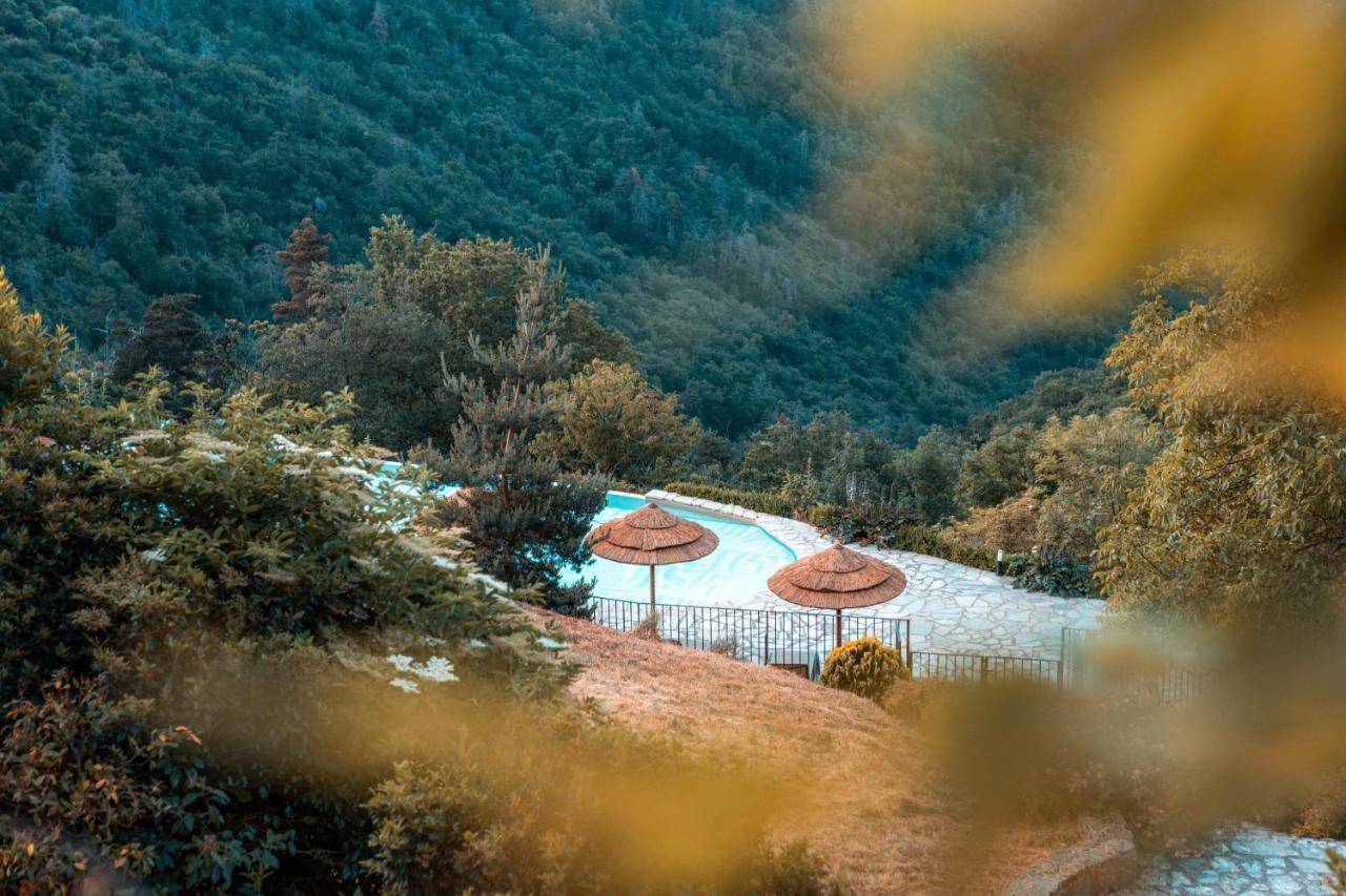 Maison D'Hotes Le Hameau De La Mure Saint-Laurent-du-Pape Dış mekan fotoğraf