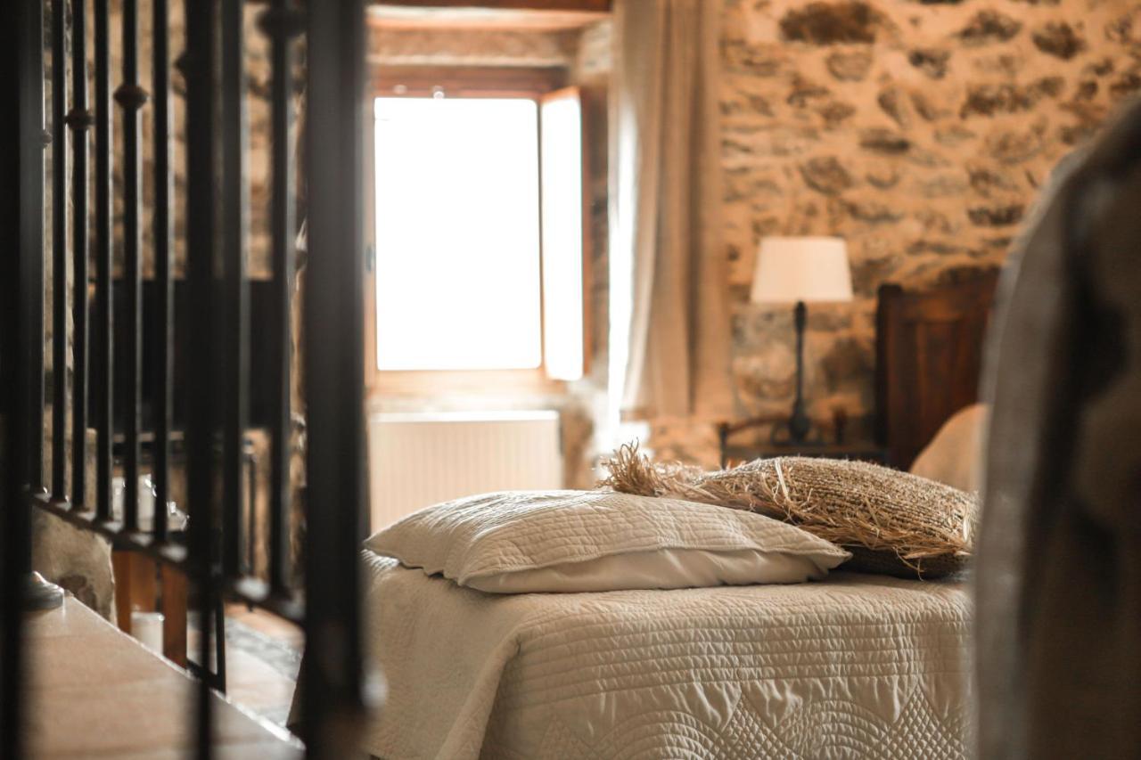 Maison D'Hotes Le Hameau De La Mure Saint-Laurent-du-Pape Dış mekan fotoğraf