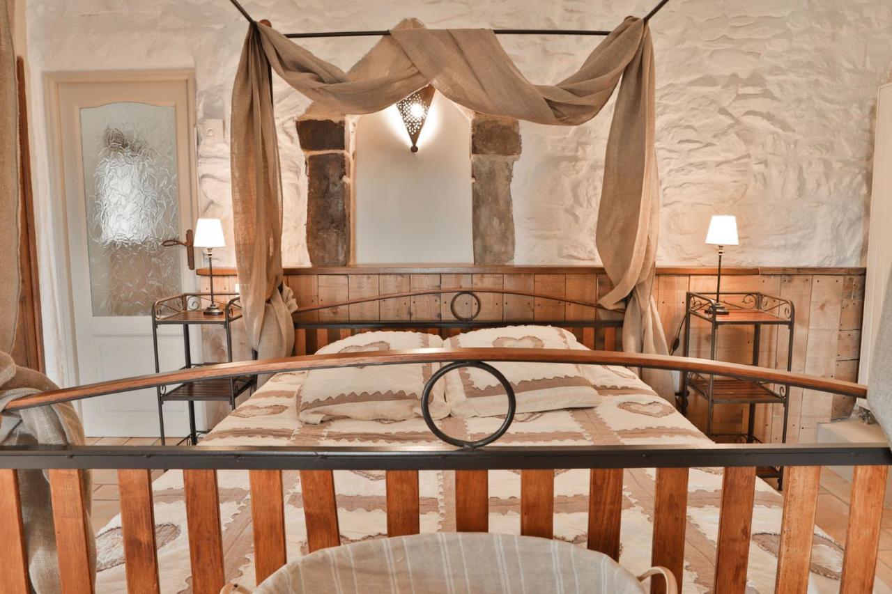 Maison D'Hotes Le Hameau De La Mure Saint-Laurent-du-Pape Dış mekan fotoğraf