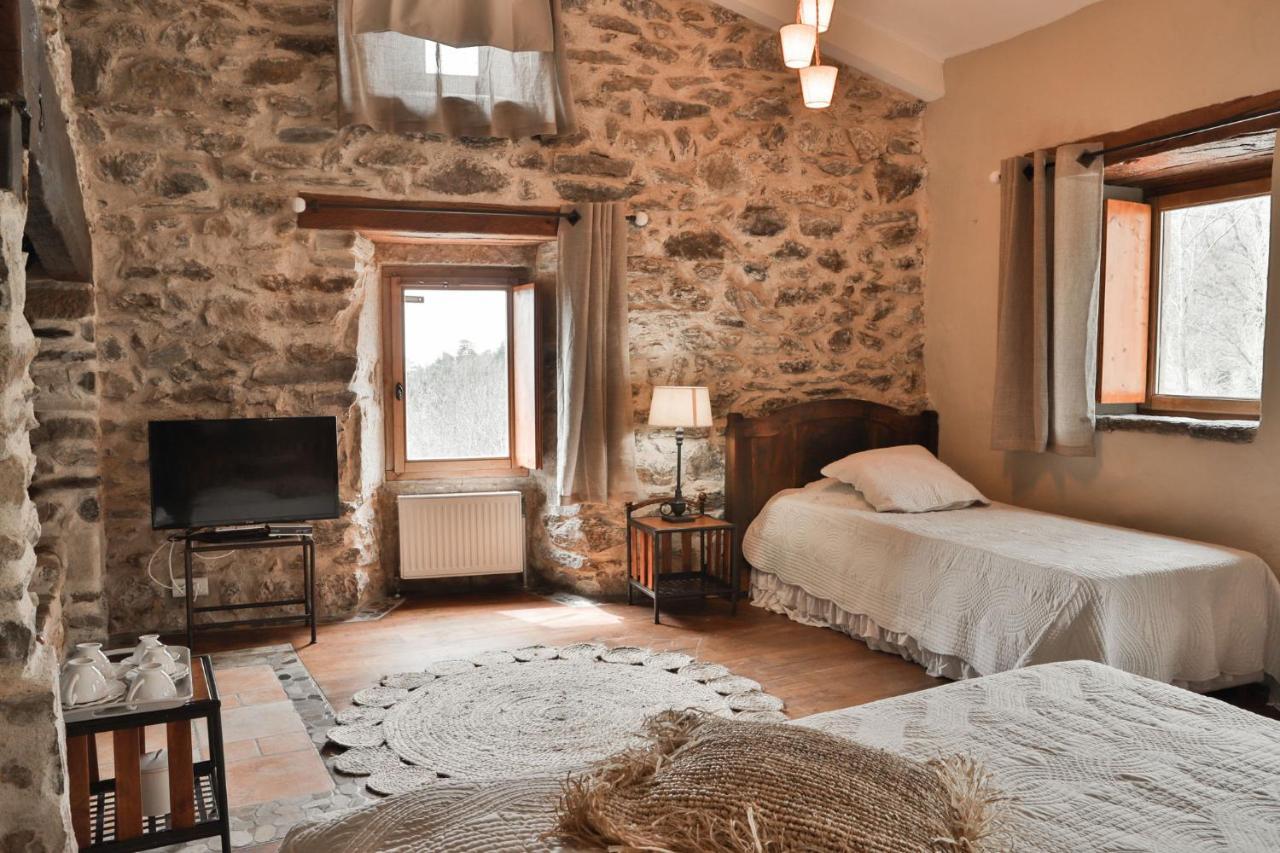 Maison D'Hotes Le Hameau De La Mure Saint-Laurent-du-Pape Dış mekan fotoğraf